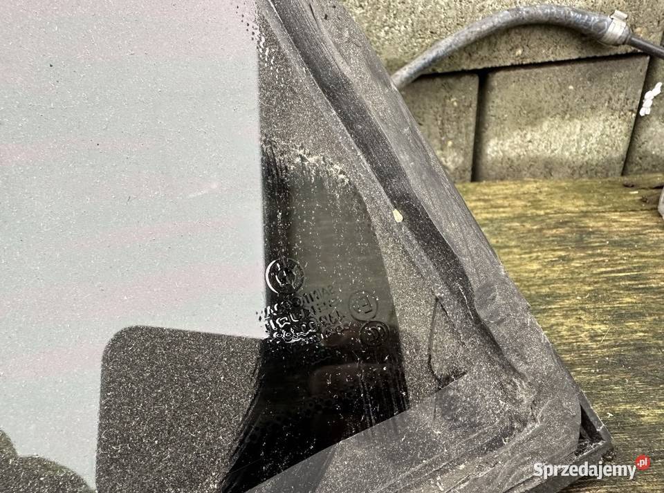 BMW X5 E53 Szyba trójkąt drzwi tył L P oryginał osobowe Gdańsk
