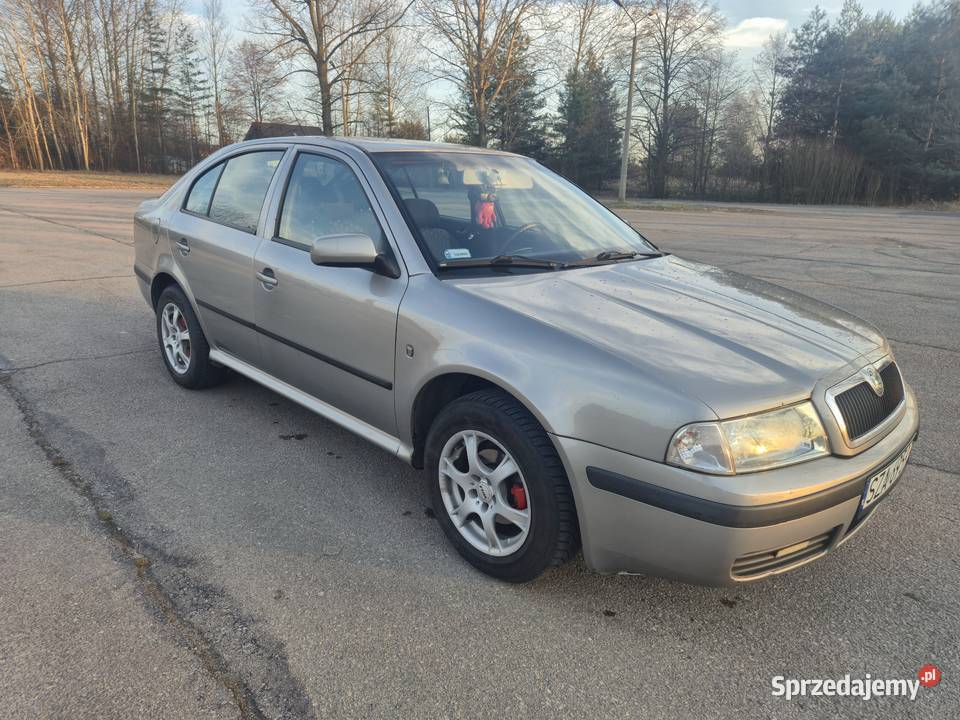 Skoda Octavia I 16mpi GAZ z hakiem Zadbana radio sprzedam