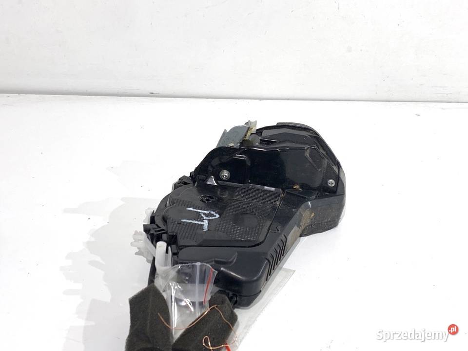 ZAMEK DRZWI PRAWY TYŁ HONDA CRV V SUV