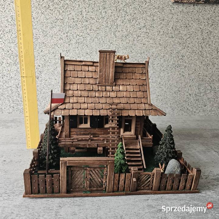 Makieta domku drewnianego Murowana Goślina