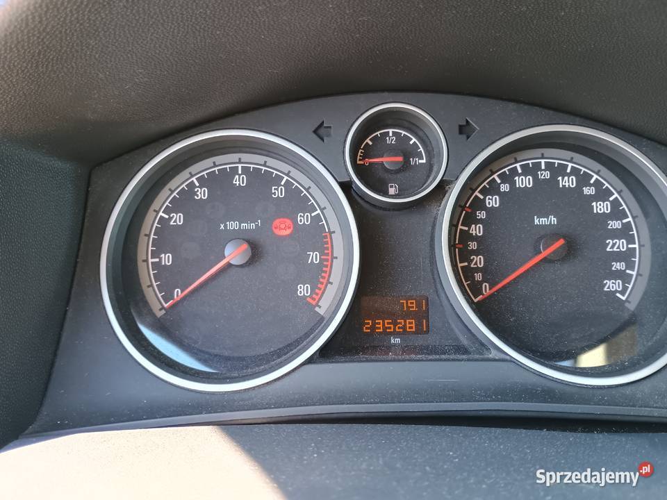 Opel Astra H Kombi Komorniki