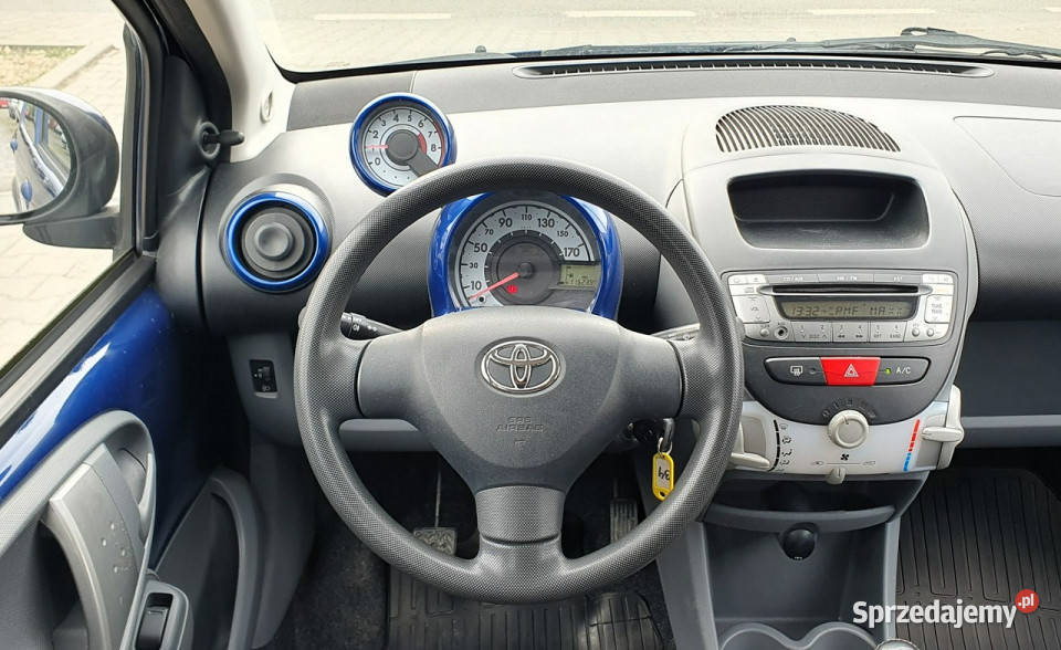 Toyota Aygo niski przebieg Klimatyzacja manualna śląskie