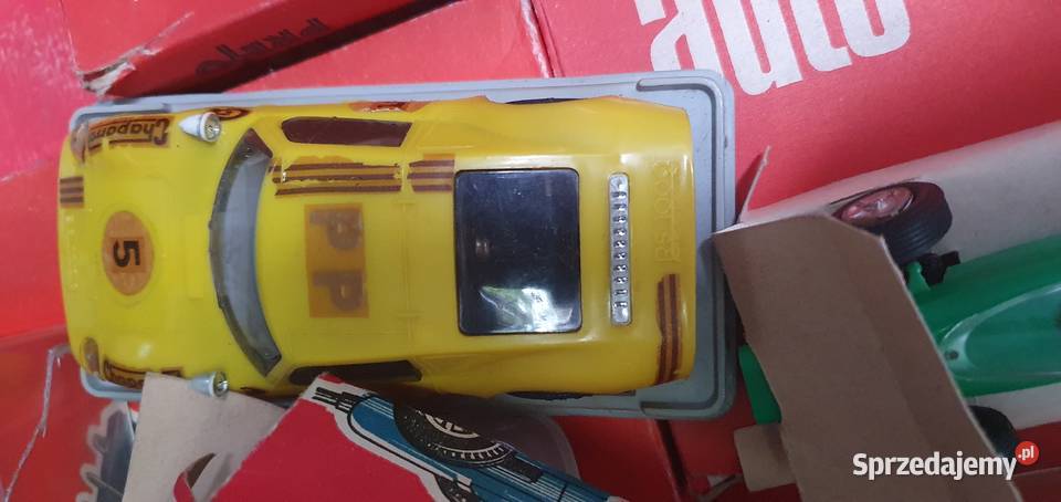 Tor z 3 samochodami Modelarstwo Pabianice