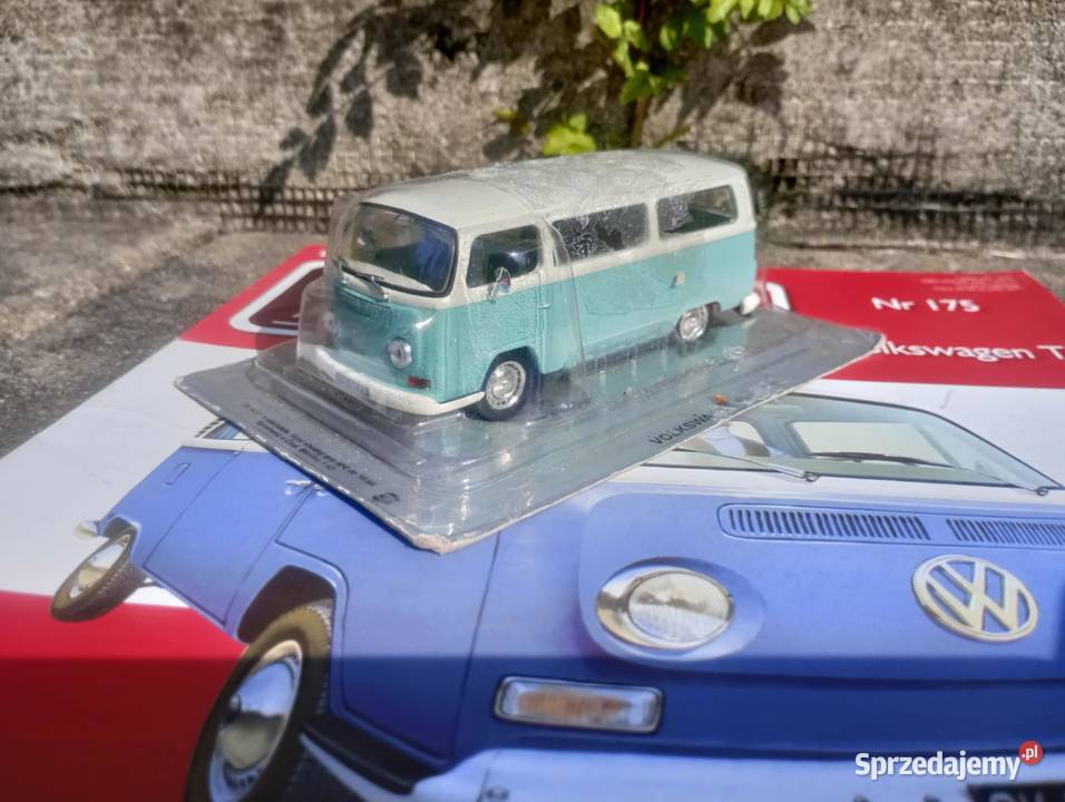 VW VOLKSWAGEN T2 transporter kultowe auta PRL