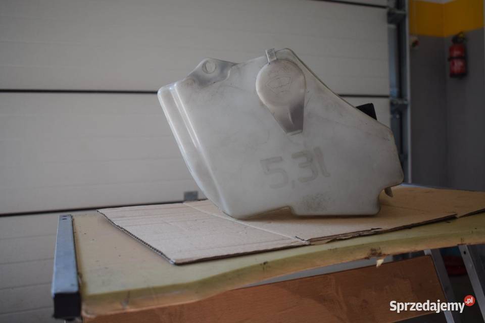 Zbiornik na płyn do spryskiwaczy śląskie Węgierska Górka