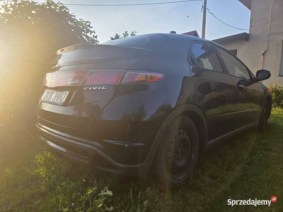 Honda Civic VIII UFO 14 4/5 sprzedam