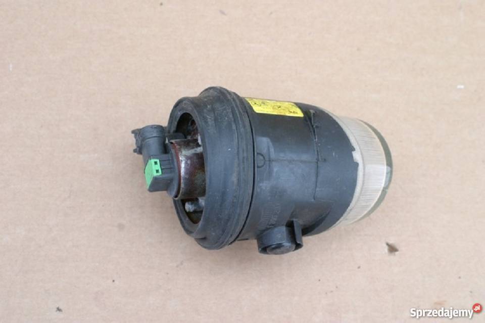 MERCEDES E KLASA W212 HALOGEN PRAWY 2128201056 Bieleń