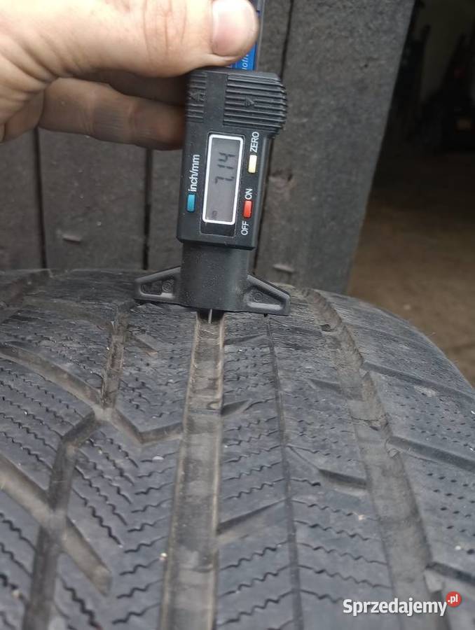 Opony Zimowe 245 45 R18 7mm bieżnika Komplet Motoryzacja Włocławek