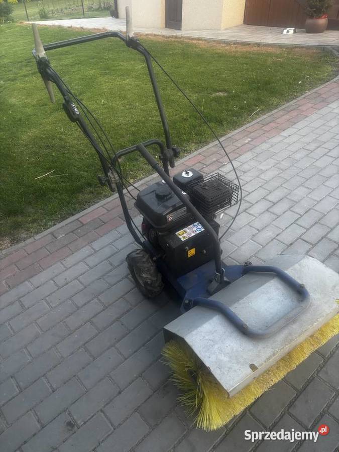 Zamiatarka spalinowa Męcina