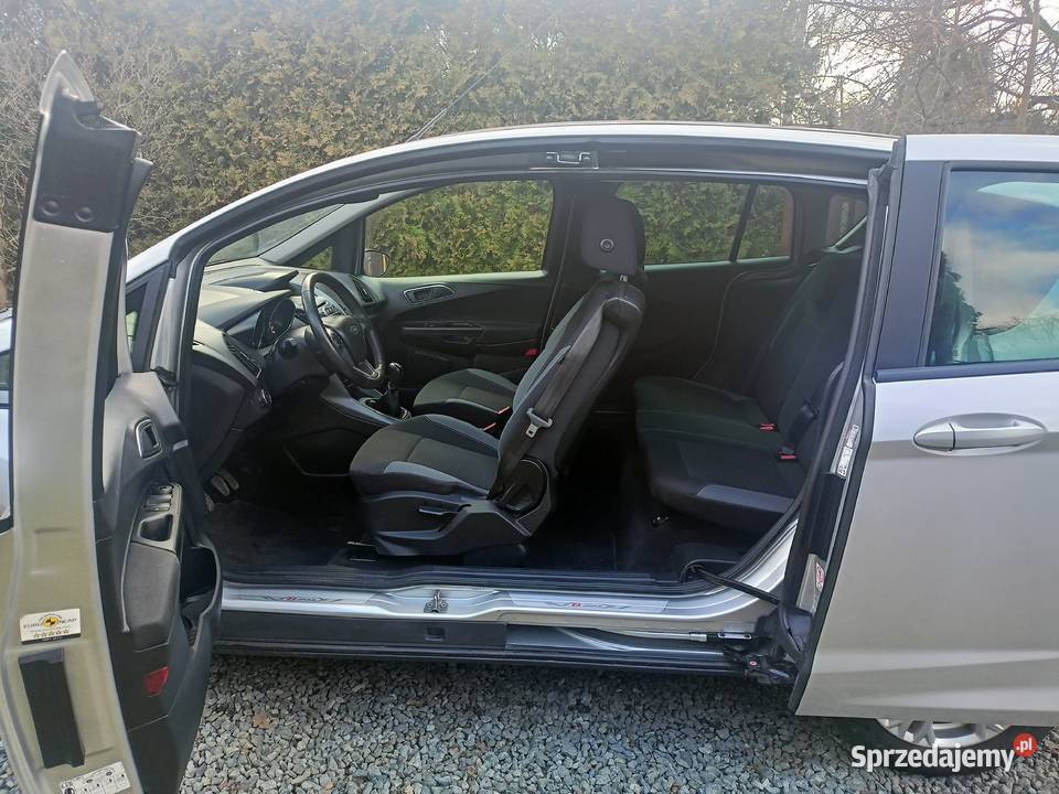 Ford B nawigacja grzane fotele parktronik centralny zamek sprzedam