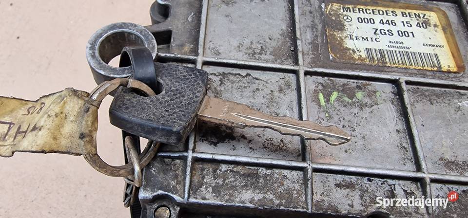 MERCEDES ATEGO STEROWNIK KOMPUTER SILNIKA PESTKA Czujniki i sterowniki Bieleń