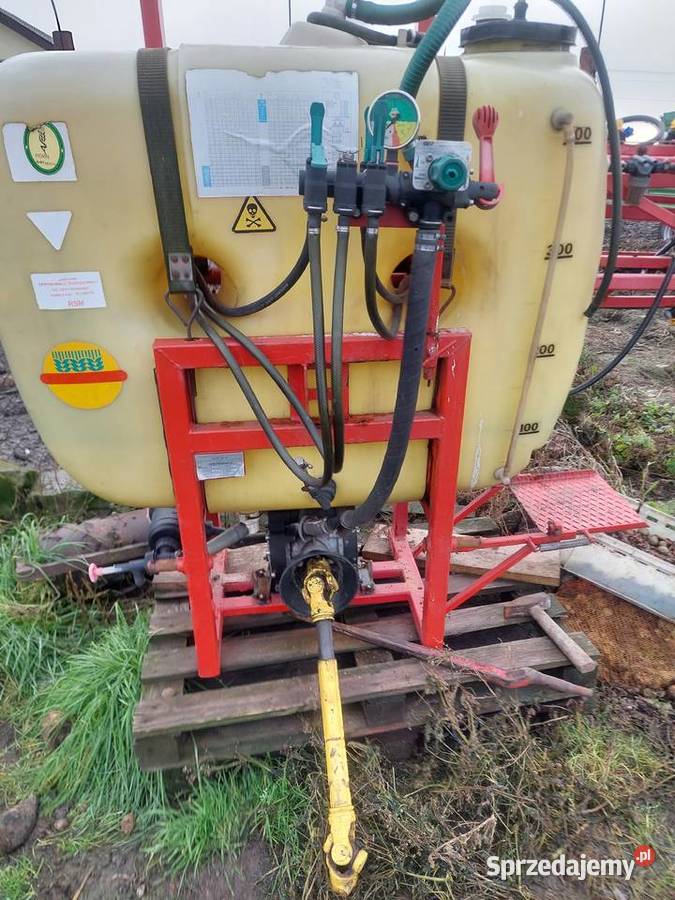 Sprzedamopryskiwacz 400 L łódzkie Bedlno