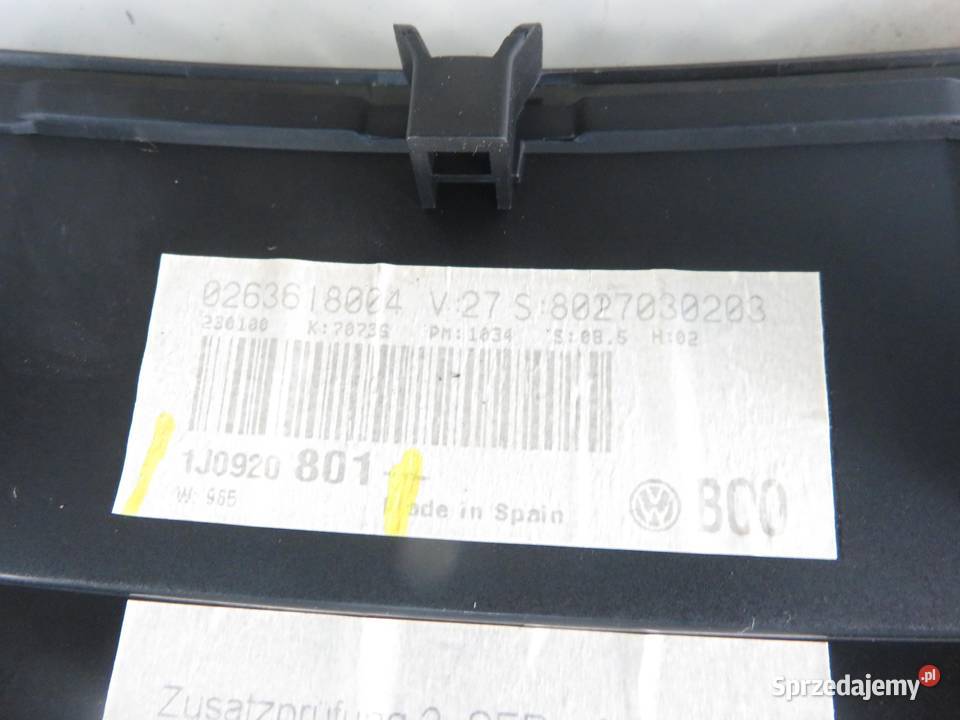 LICZNIK VW GOLF IV 14 16V 1J0920801 0263618004