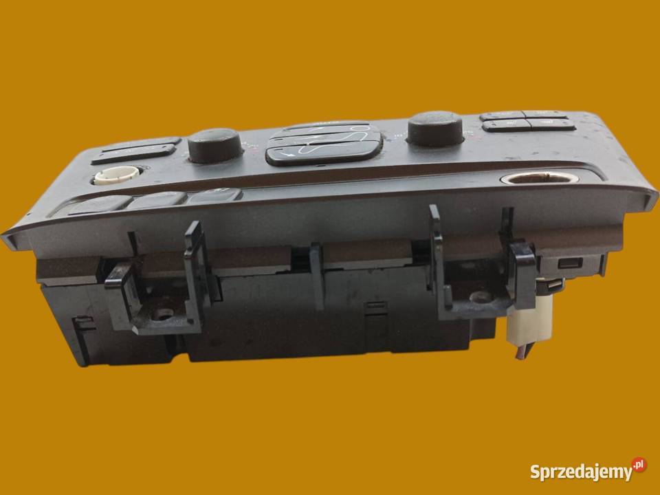 PANEL NAWIEWU 8651242 Volvo V70 II 19992007