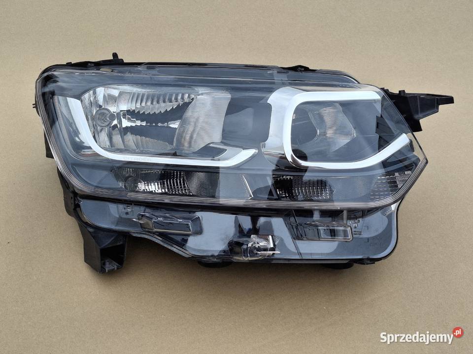 CITROEN BERLINGO IV 4 REFLEKTOR PRAWY LAMPA Bieleń