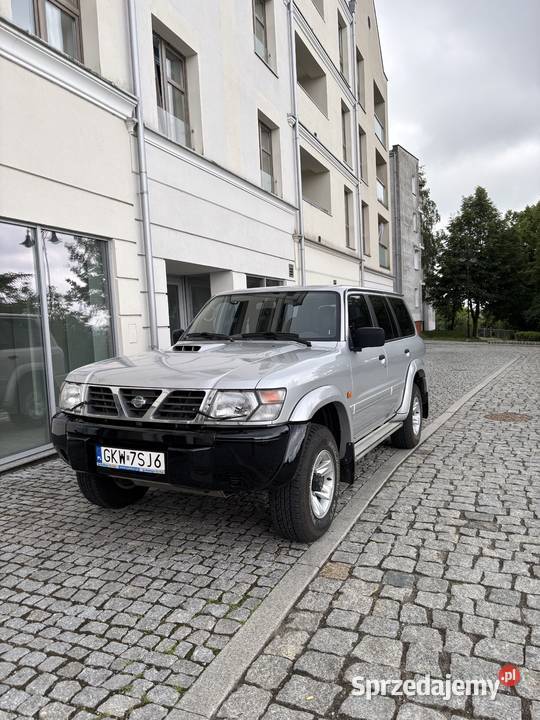 Nissan Patrol fabryczny stan idealny 30 did Patrol Samochody osobowe pomorskie Kwidzyn