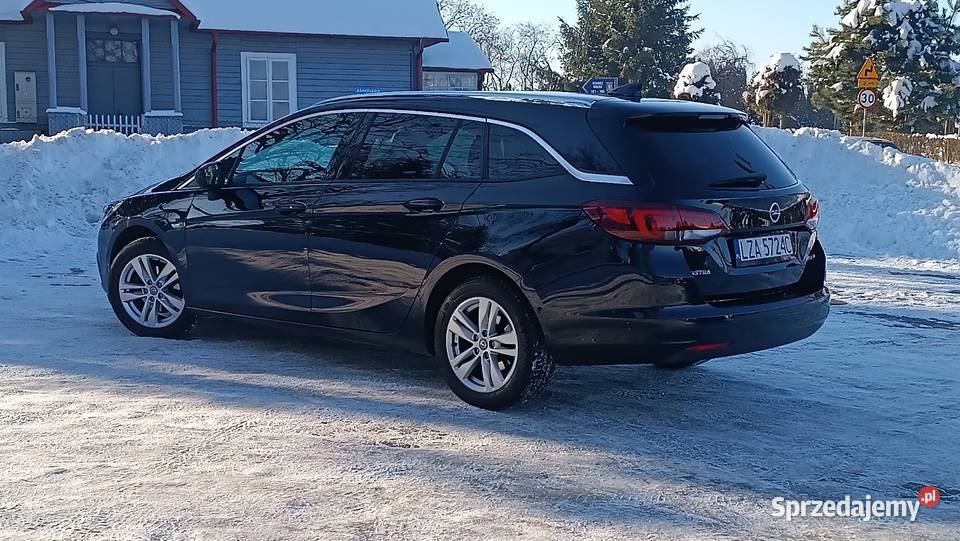 Opel Astra K 2018r Full LED matrixoryginalny przyciemniane szyby