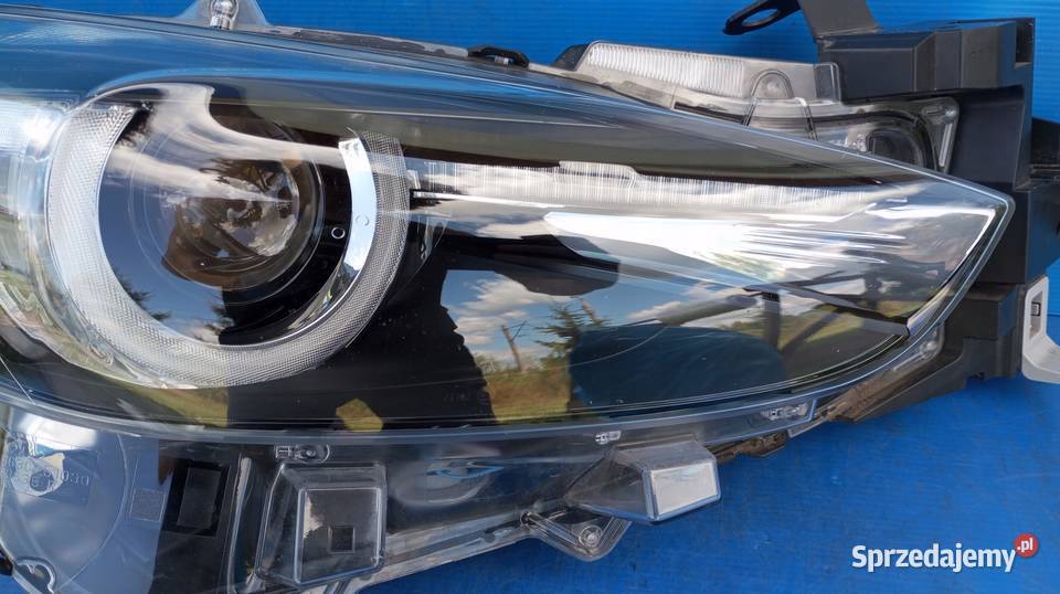 LAMPA PRAWY PRZÓD FULL LED EU BSP551030 MAZDA 3