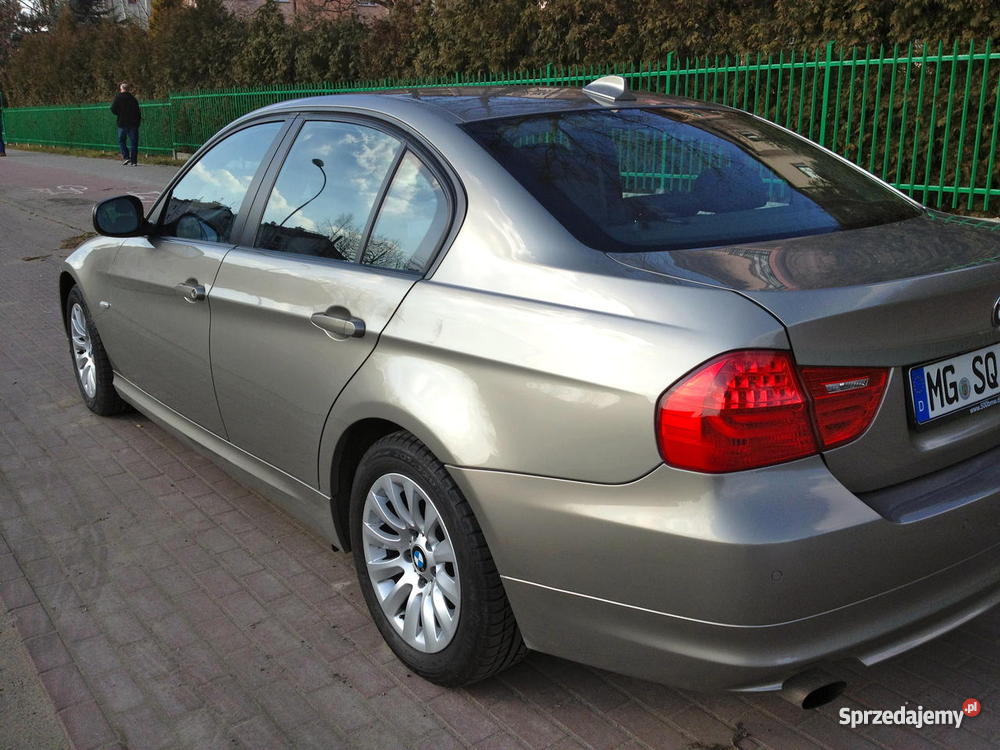 Złote BMW 56000 nawigacja telefon benzyna Warszawa