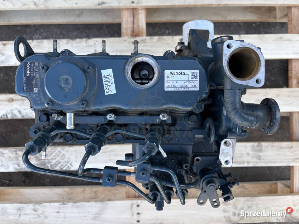 Kubota D722EF01 Silnik Słupek Pokrywa Blok Jastrzębniki
