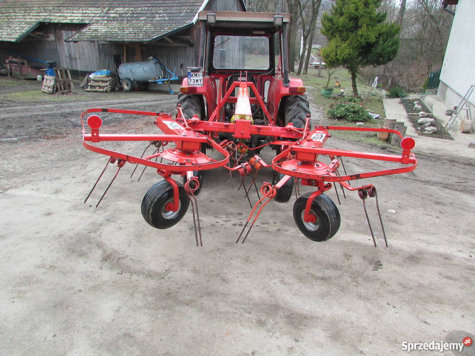 Przetrząsarka FELLA TH 360 przewracarka z Maszyny zielonkowe Miechów