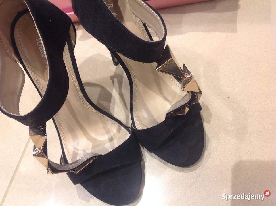 Sandałki na obcasie Czarne zamszowe Damskie r 36