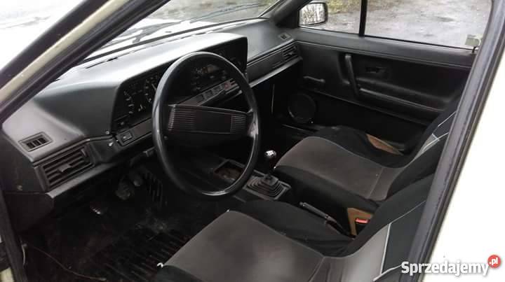 Passat b2 kombi 16 d czesci 70KM