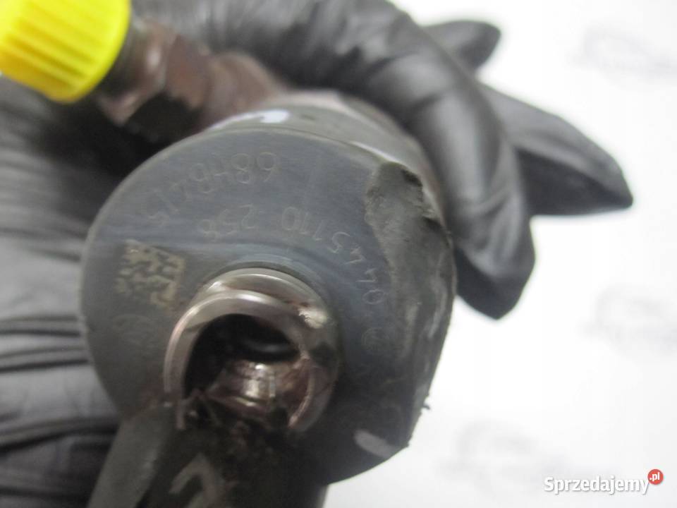 Kia CARENS 20 CRDI D4EA wtryskiwacz wtrysk sprzedam