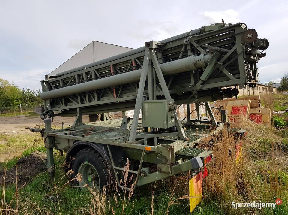 MILITARIA Wieża teleinformatyczna transmisji śląskie