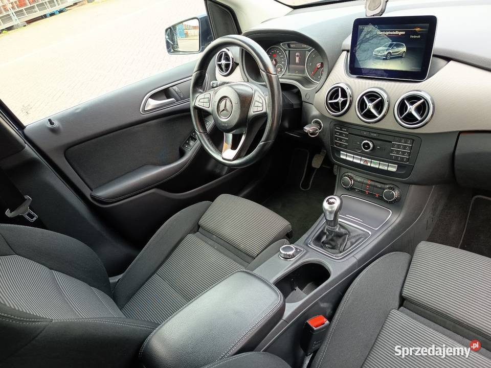 Mercedes Bklasa W246 C180D 15CDI 109 bixenon led Lubaczów