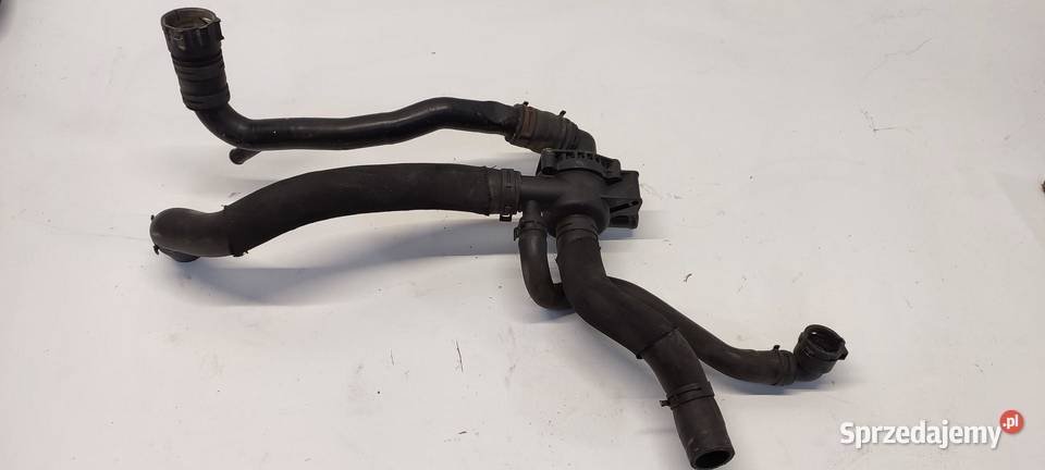 JAGUAR XF 250 OBUDOWA TERMOSTATU RURY WODY