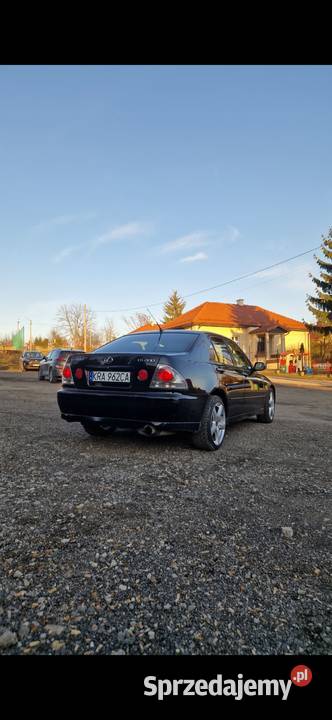 Lexus is200 2000r 155KM Zielonki sprzedam
