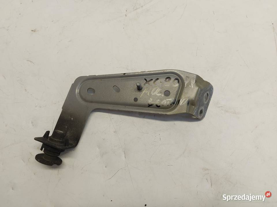 VOLVO XC90 II B5 Wspornik mocowanie błotnika sprzedam