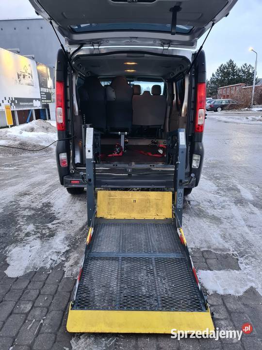 Opel Vivaro z windą niepełnosprawnych Ełk