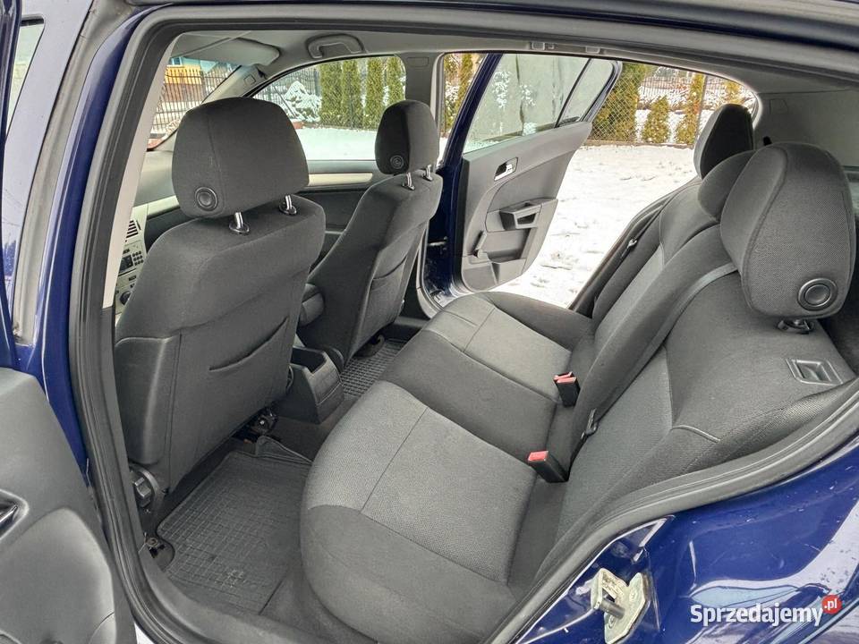 Opel Astra H Łuków