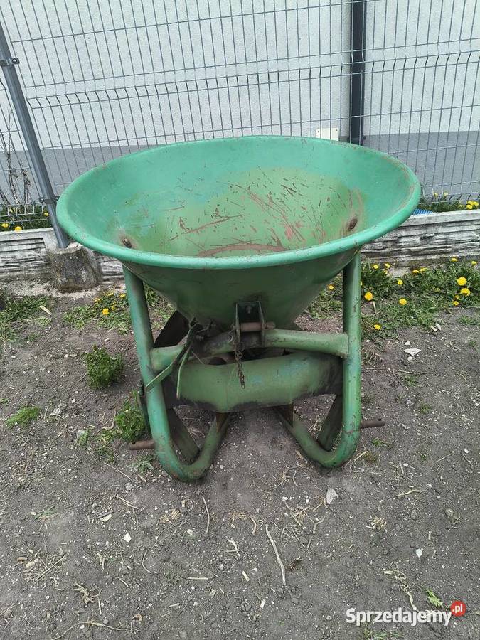 Rozsiewacz w stanie nieuszkodzony