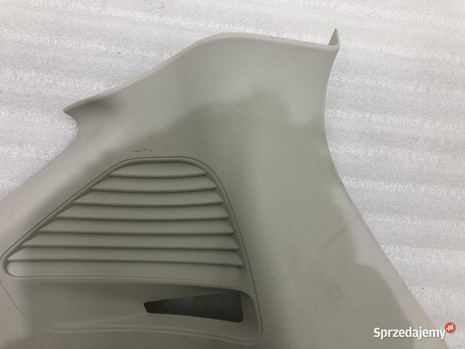 OSŁONA SŁUPKA D PRAWA AM51R280C46 FORD C II