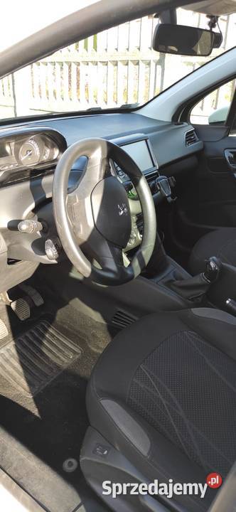 Peugeot 208 Pierwszy właściciel w Polsce auto łódzkie Zelów sprzedam