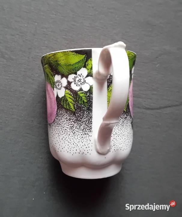 Kubek Chodzież fason Iwona dekor Śliwki sprzedam
