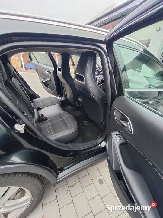 Mercedes GLA250 19 benz 211 2015r 125900km Domostawa