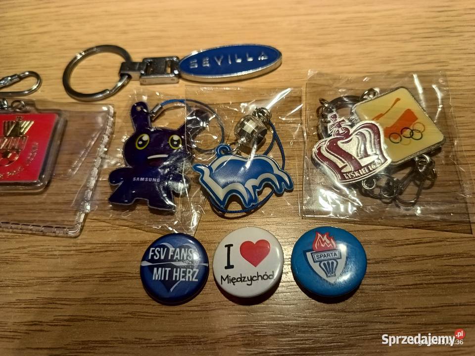 Breloki i buttony wielkopolskie Wronki
