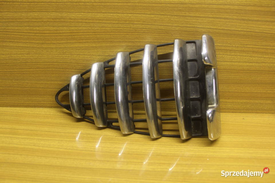 Alfa Romeo 147 Grill chrom atrapa osobowe Części samochodowe wielkopolskie Sompolno
