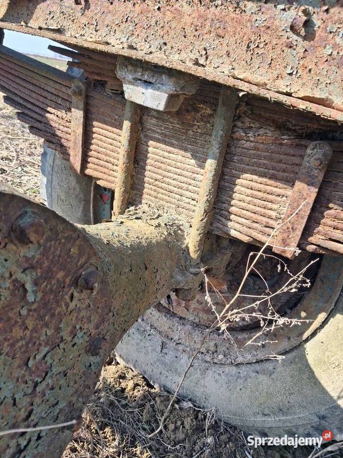 Przyczepa jednoosiowa rama resory obrotnica lubelskie Piotrków Drugi