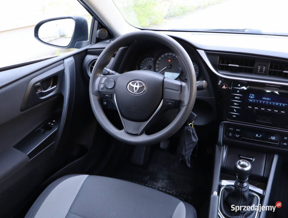 Toyota Auris 13 Dual VVTi 4/5 Piaseczno sprzedam