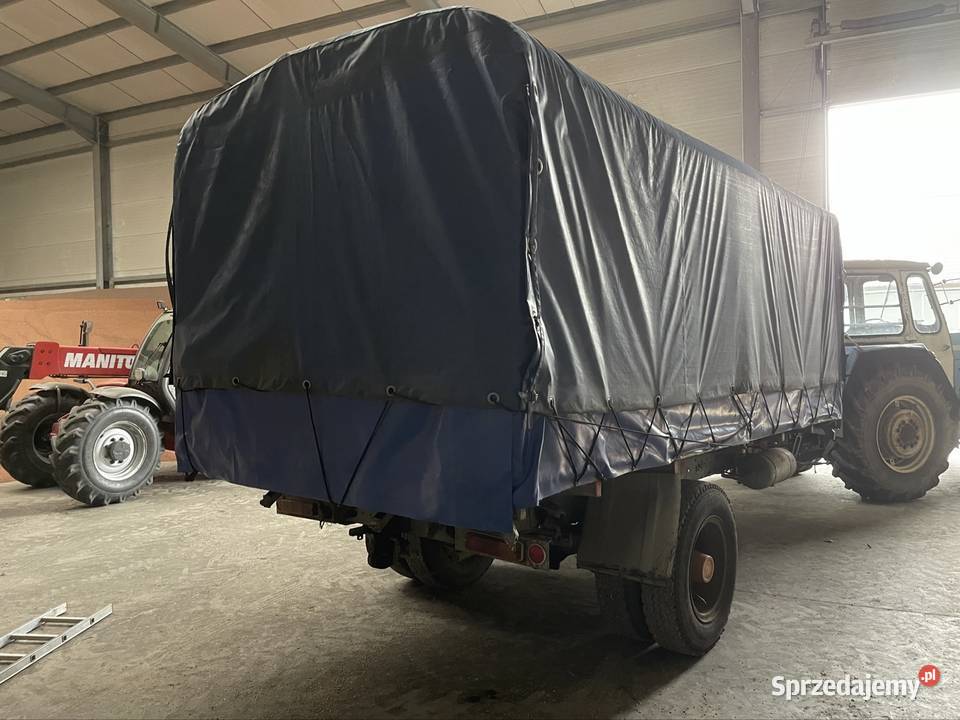 Przyczepę jednoosiowa z plandeką na bliźniaku łódzkie