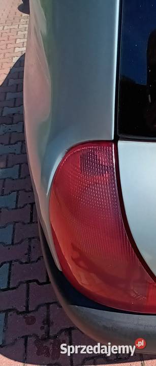 Renault Clio II 12 CAT Śrem