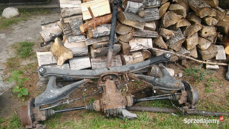 Belka tylna bmw e36 compakt tarcze mazowieckie Halinów sprzedam