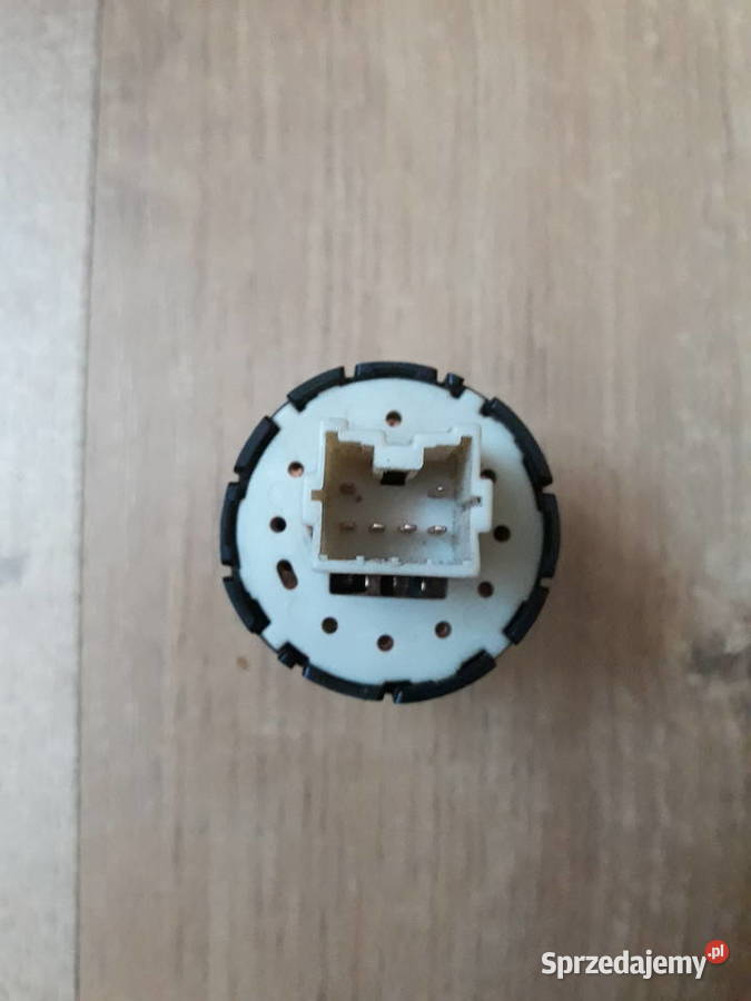 Mitsubishi Pajero II przełącznik regulacji Wyposażenie wnętrza Bukownica