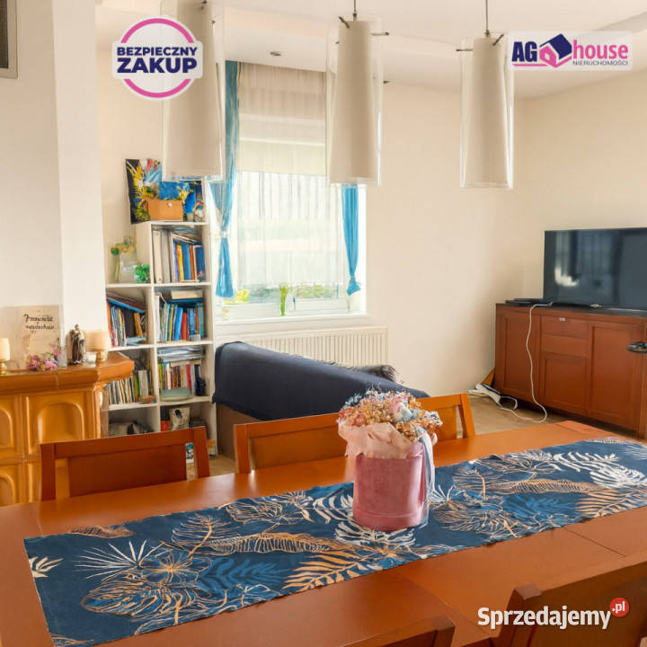 Mieszkanie do sprzedania 938 metrów 4 pokoje Rumia