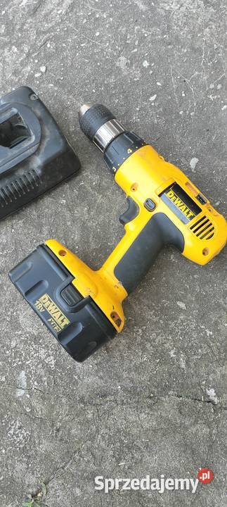 Dewalt DW995 18V 12 Wkrętarka USZKODZONA mazowieckie Poświętne sprzedam